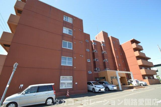 【外観】 | ◆収益物件◆富士マンション浪花　411号室 | 遠くからでも目を引く落ち着いた赤茶色マンション★