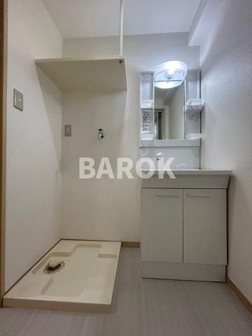 グランパーク天神の洗面所