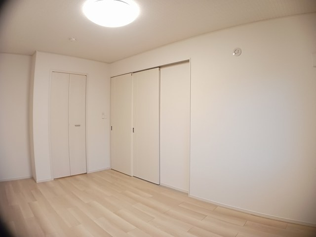 フレンドリーAの洋室