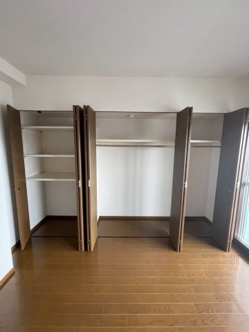 久留米市津福本町の賃貸マンションの収納