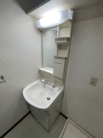 久留米市津福本町の賃貸マンションの洗面所