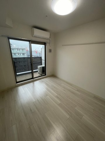 仲介手数料0円！！アステリ鶴舞トゥリアの居間・リビング