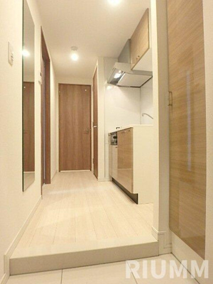 【玄関】 | ガーラ・プレシャス神宮外苑