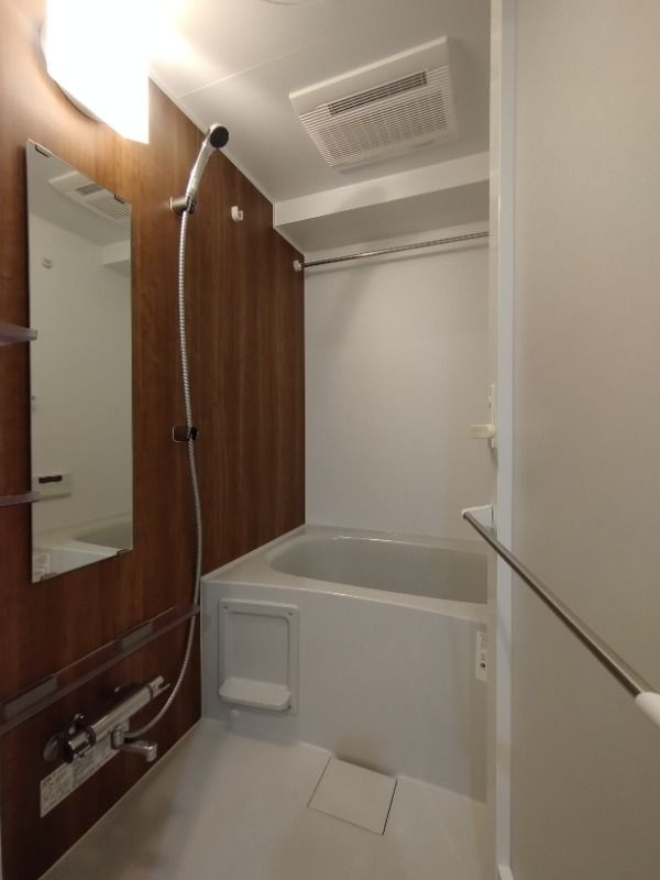 クレイシアIDZ上野の浴室