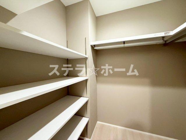 新北野第2コーポ西棟の収納|大きなスペースがあり、収納には困りません