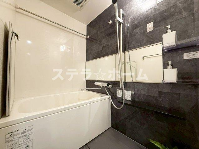 新北野第2コーポ西棟の浴室|コンパクトで使いやすいお風呂です