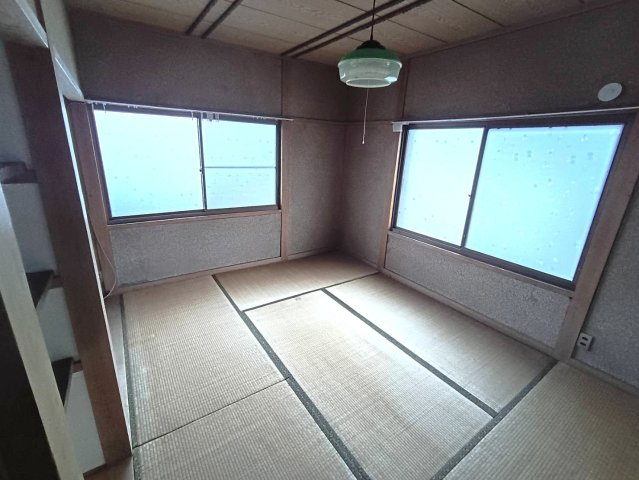 西条市洲之内甲354-4　中古戸建の和室|2階　和室