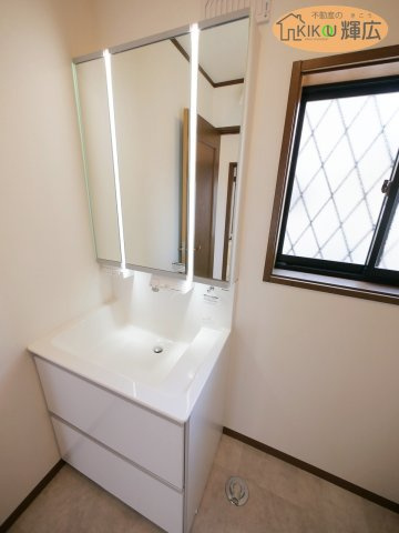 【独立洗面台】 | 姫路市勝原区宮田　中古戸建 | 洗面化粧台入替