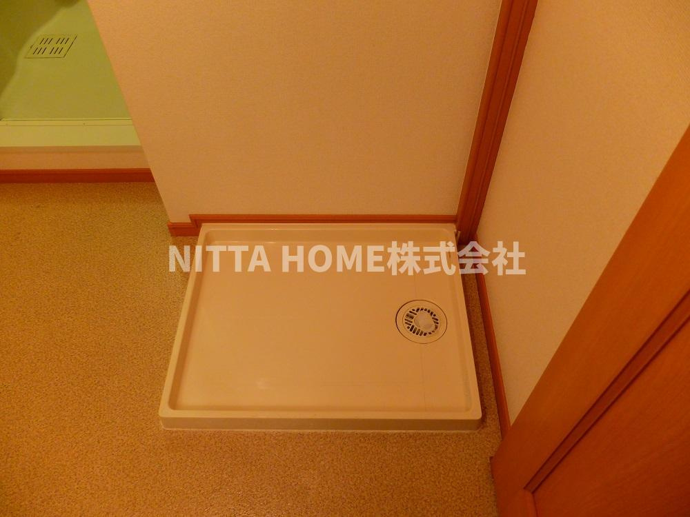 丹波市氷上町市辺のアパートのその他|便利な室内洗濯機置場があります＊