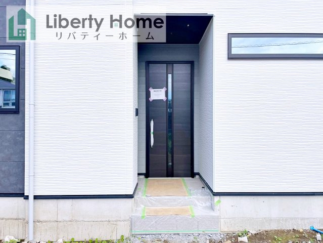 つくば市要4期　新築戸建　1号棟のエントランス