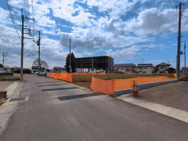 つくば市要4期　新築戸建　1号棟の前面道路含む現地写真