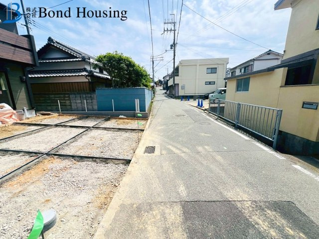 SICあり　並列3台駐車可能　魚住町中尾　全2棟　2号棟のその他