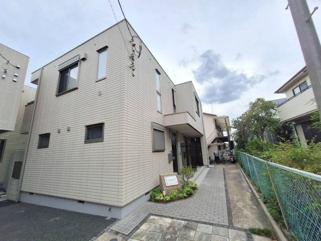 クレール和泉が丘の外観