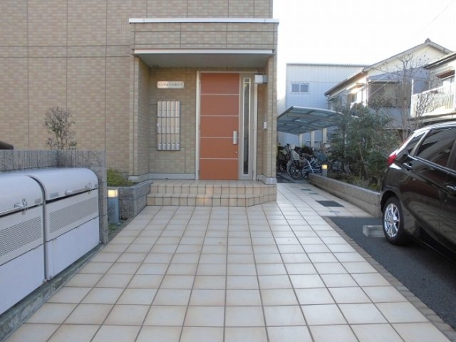 コンフォール瑞江Ⅲのエントランス