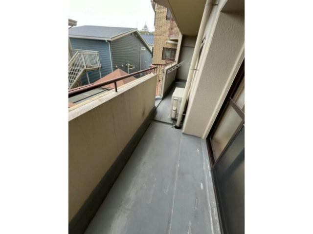 城西シティー彦和のバルコニー