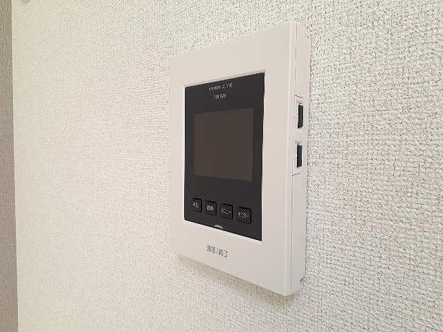 ボンヌ　シャンス　ｅのセキュリティ|モニター付きインターホンです