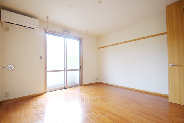 川崎市麻生区はるひ野４丁目のアパートの寝室