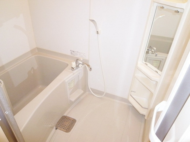 川崎市麻生区はるひ野４丁目のアパートの浴室