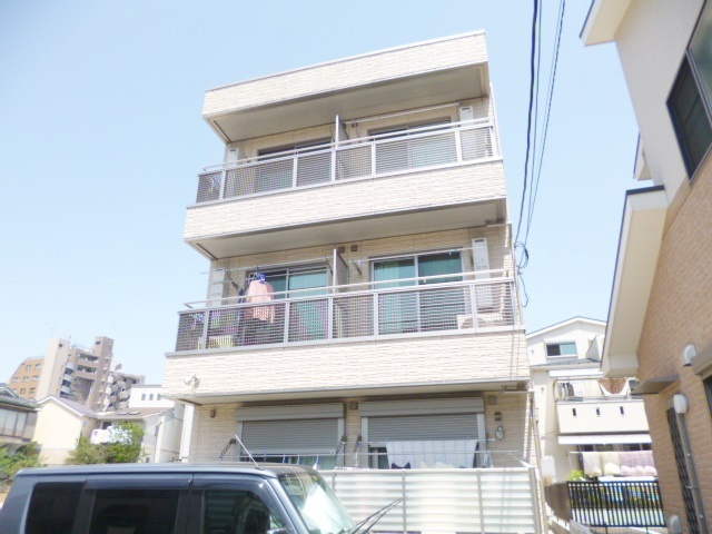 アプリ田端の外観|奥行きのある造りのマンションです♪