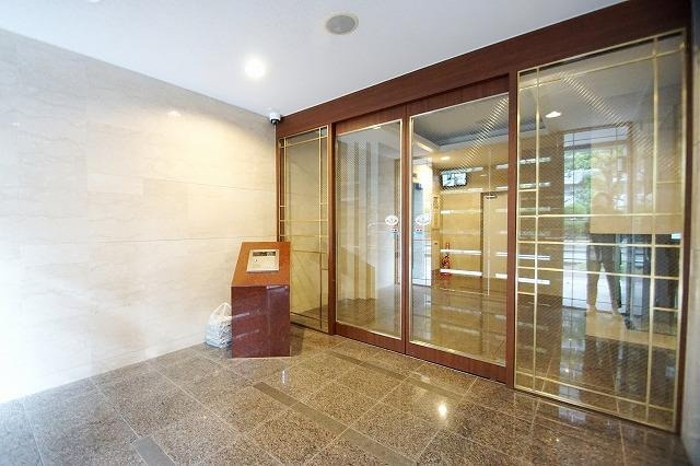 福岡市城南区別府３丁目の賃貸マンションのエントランス|エントランス写真