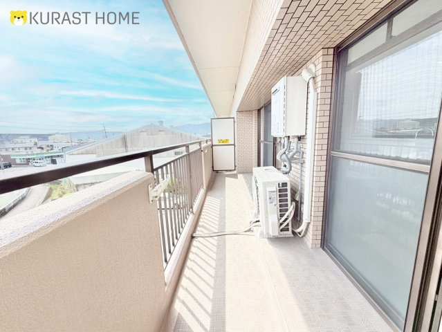 ライオンズマンション向日町　3階のバルコニー