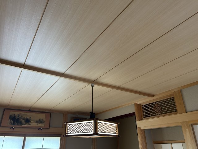 【和室】 | 柳川市大和町塩塚 | 目透かし天井が美しい、伝統と気品を感じる和室。
