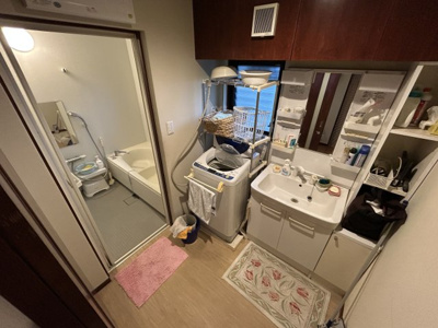 【脱衣所】 | 柳川市大和町塩塚 | 天袋付きで洗剤などのストックもできます。