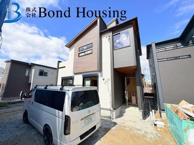 全3区画　並列2台駐車可能　魚住町中尾　1号棟　新築戸建の外観