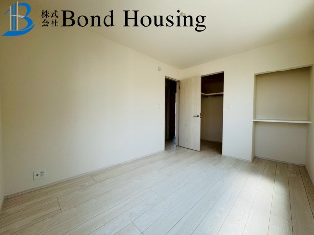 全3区画　並列2台駐車可能　魚住町中尾　1号棟　新築戸建の洋室