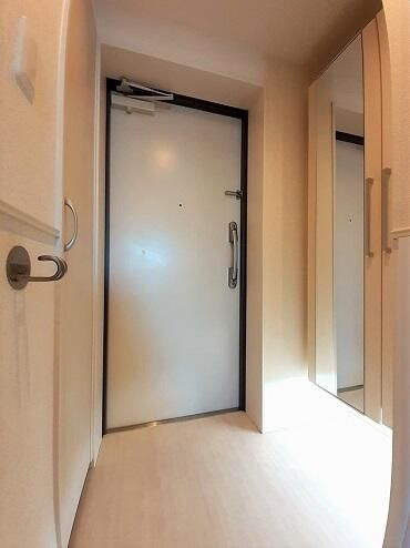 フォーシーズン蓮根の玄関