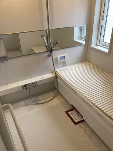 シャーメゾン盛岡中央の浴室