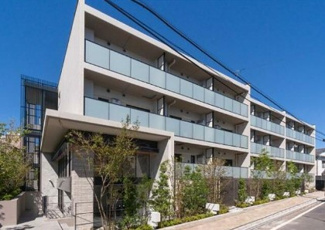 【外観】 | 鉄筋コンクリート造のがっちりとした建物。