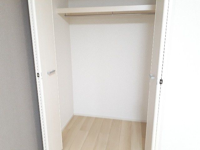 スマイル　１の収納|小物を収納するのに便利です