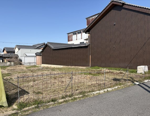 御所市都町の外観