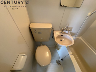 ユニットバスになっている為、掃除が簡単です！