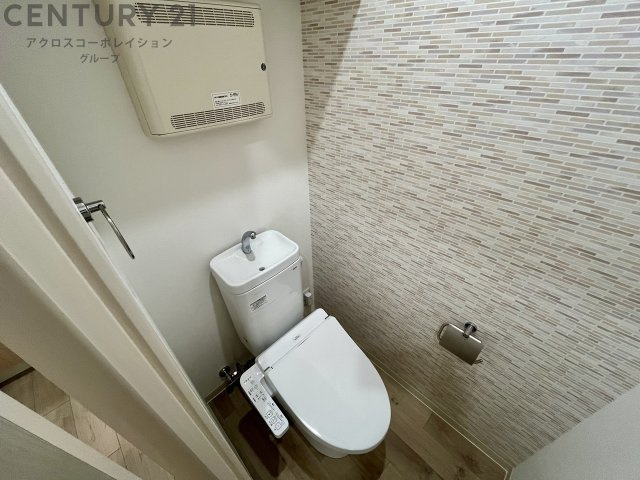 ウォシュレット付きのトイレです♪