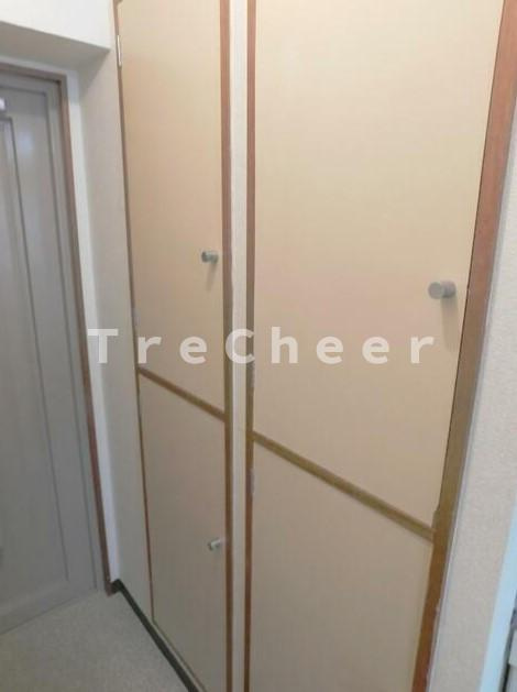 DRホームズ千駄木の収納