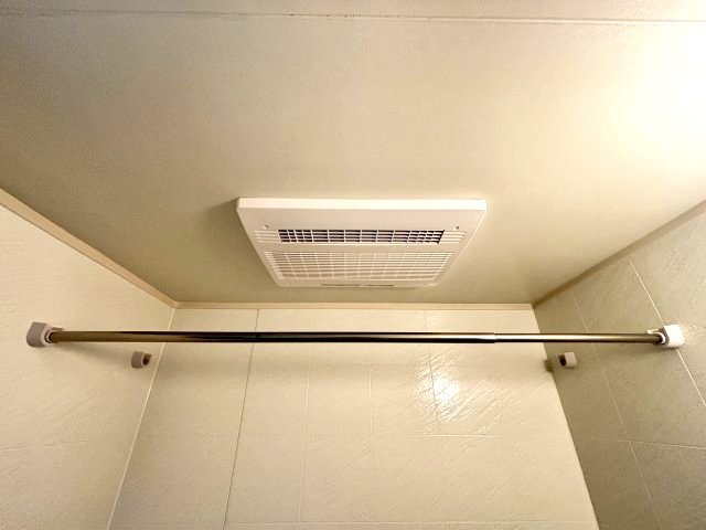雨の日でも安心の浴室乾燥暖房機★