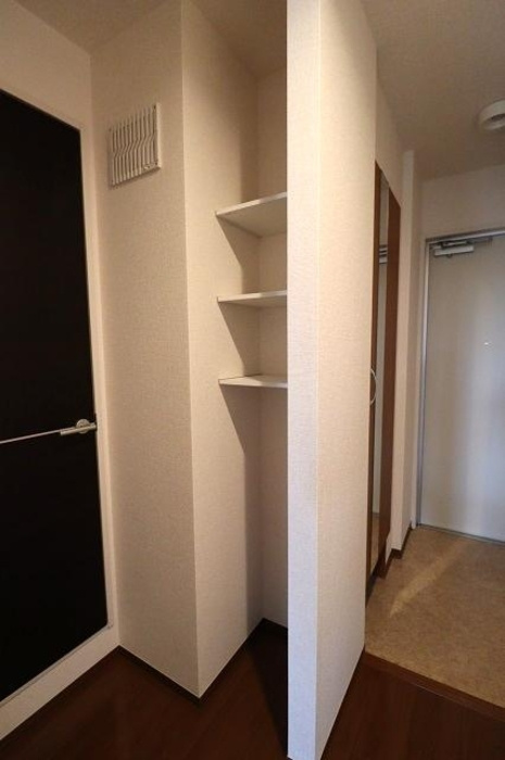 コンフォール瑞江９のエントランス