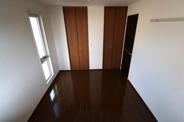 コンフォール瑞江９の洋室