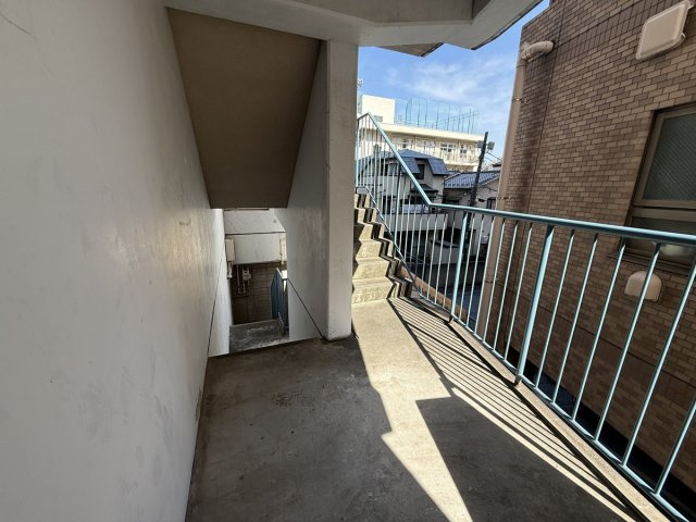 メゾンコモド小石川のバルコニー