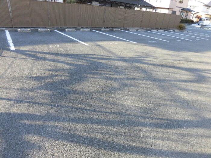 カランドリエの駐車場