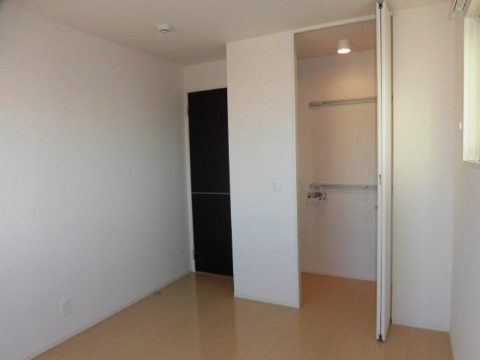 カランドリエの洋室|きれいな洋室です