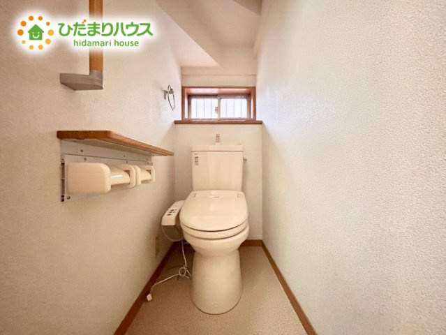 上尾市西宮下4丁目　中古戸建のトイレ