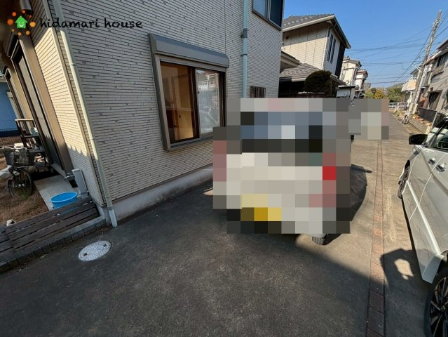 上尾市西宮下4丁目　中古戸建の駐車場
