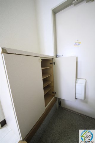 プラザ朝霧の収納|※類似部屋