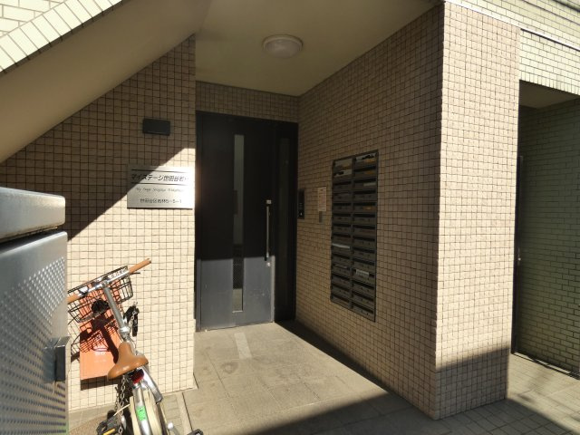 【エントランス】