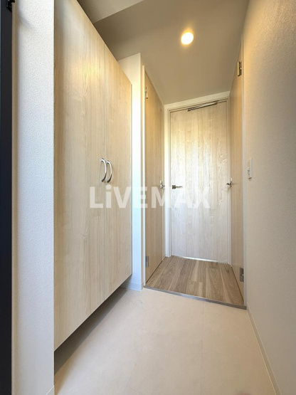 【玄関】LiveFlat千種WEST