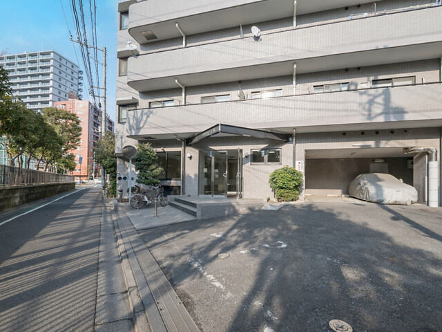 シティハイツ三ノ輪のエントランス|シティハイツ三ノ輪：「三ノ輪」駅徒歩８分！