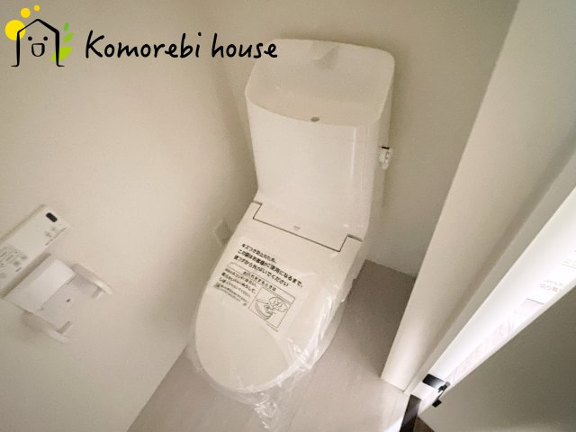 北本市東間　4期　新築一戸建て　グラファーレ　01のトイレ|落ち着いたトイレです